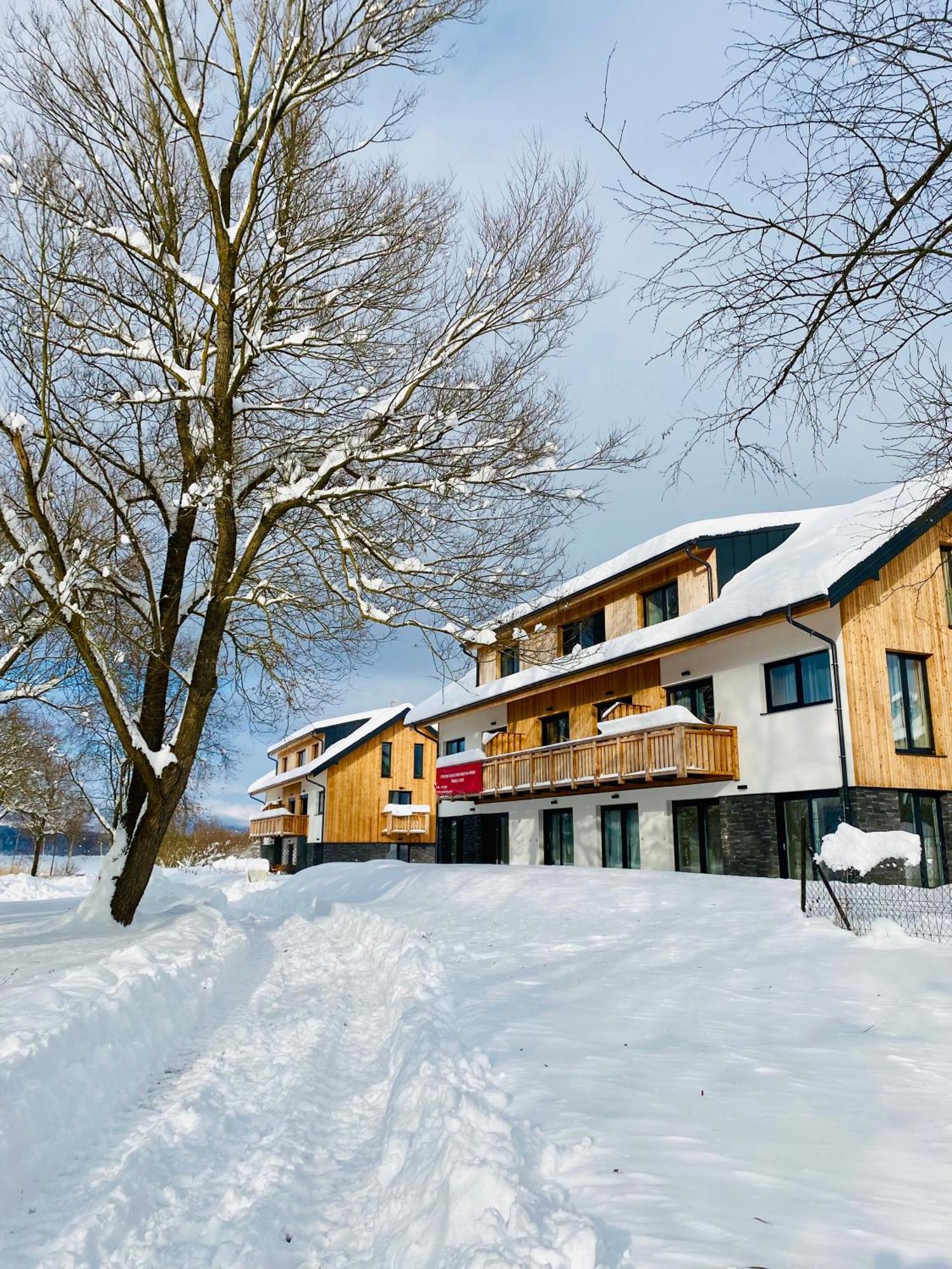 Apartman Na Brehu Lipna Черна-в-Пошумаві Екстер'єр фото