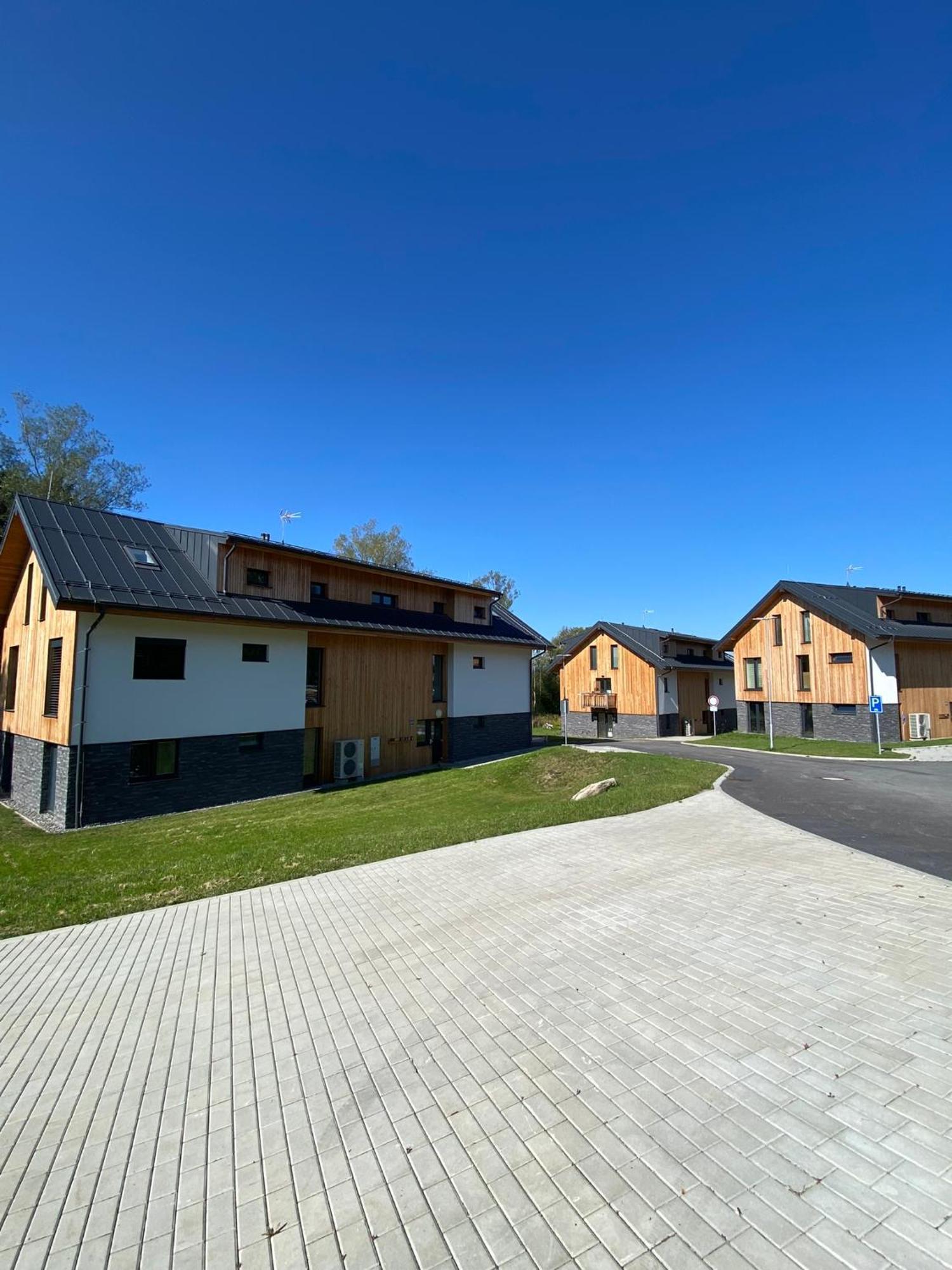 Apartman Na Brehu Lipna Черна-в-Пошумаві Екстер'єр фото